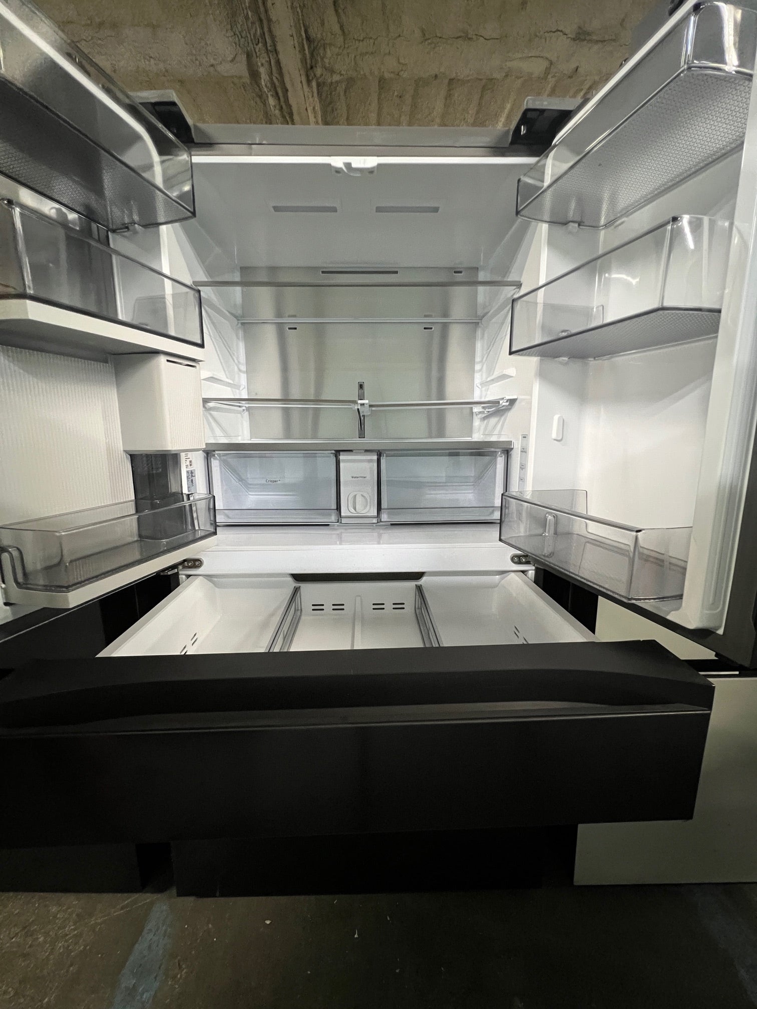 Samsung BESPOKE 23 cu. Counter Depth ft. 4-Door Blue & Black